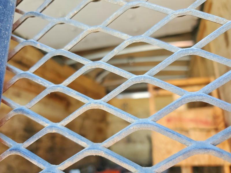 2018 Isuzu NPR HD BOX Truck