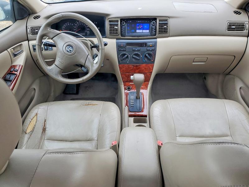 2005 Toyota Corolla le