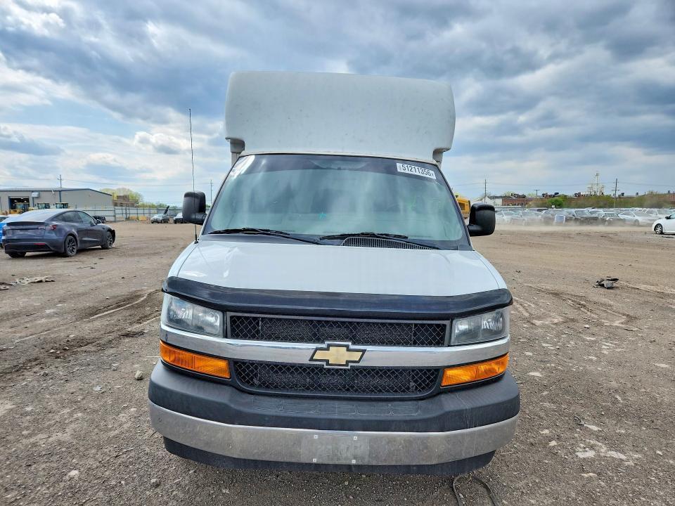 2020 Chevrolet Express Delivery Truck