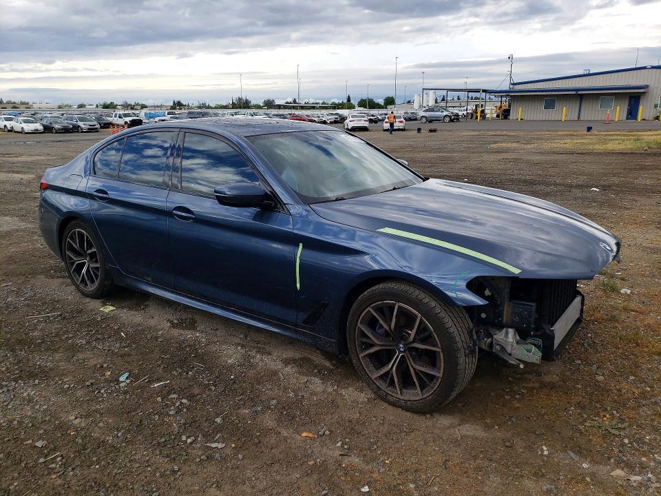 2023 BMW 530 i