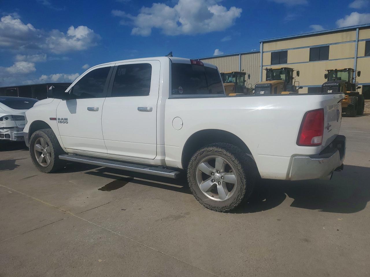 2015 Dodge RAM 1500 SLT