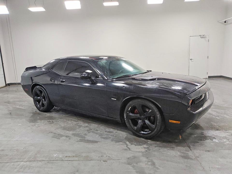 2014 Dodge Challenger r