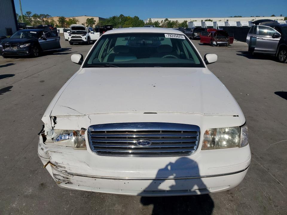 1999 Ford Crown Victoria