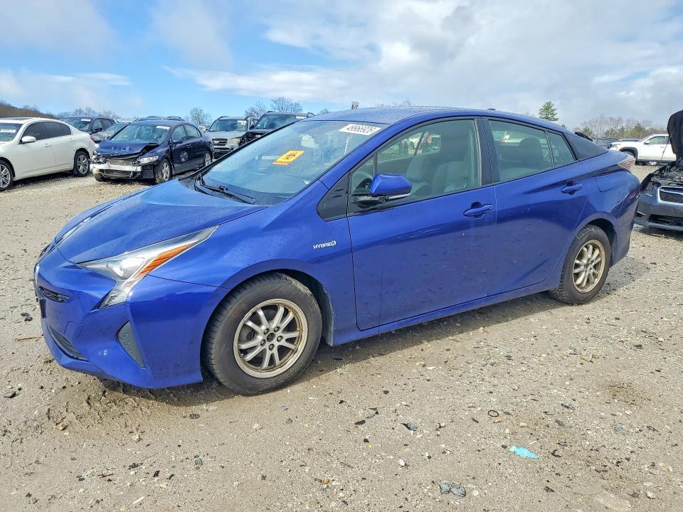 2016 Toyota Prius Three