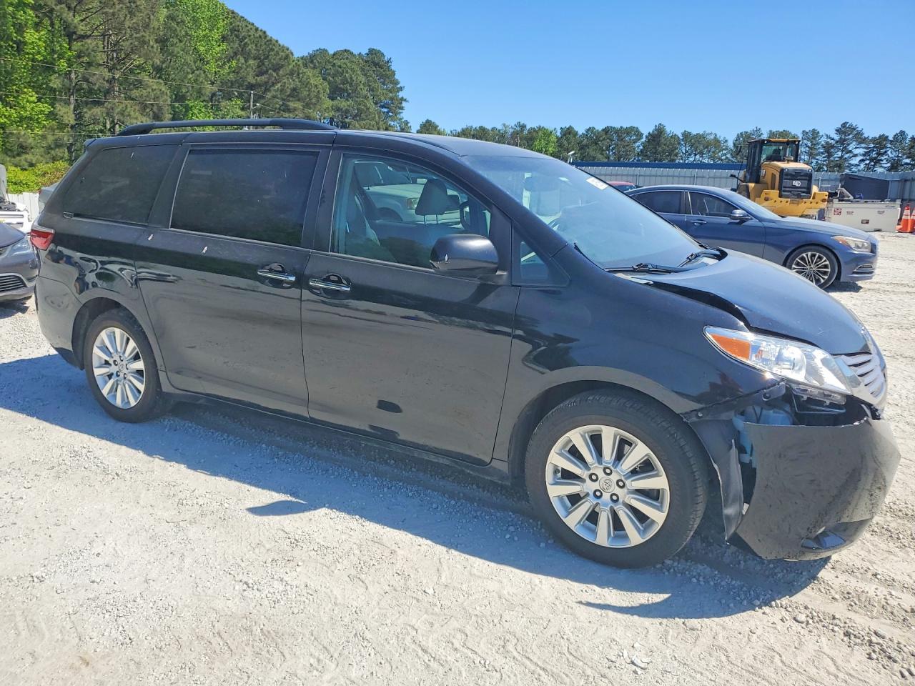 2015 Toyota Sienna xle 7-passenger