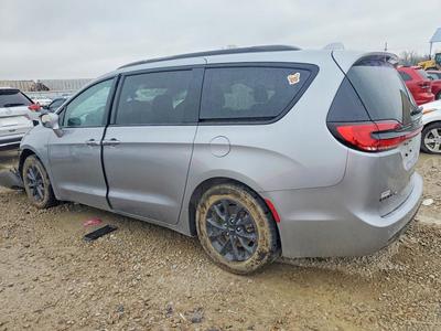 2021 Chrysler Pacifica Touring