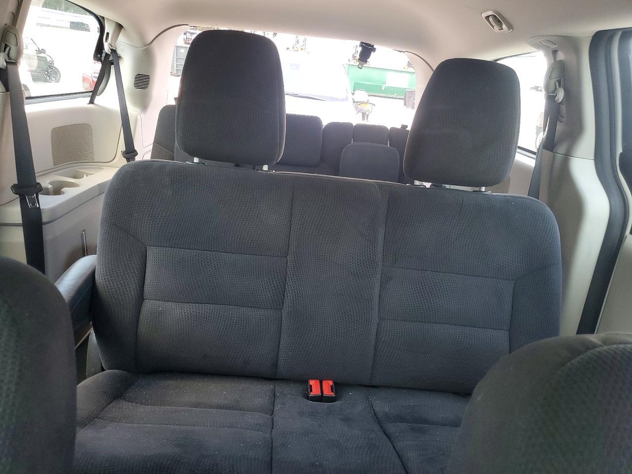 2014 Dodge Grand Caravan se