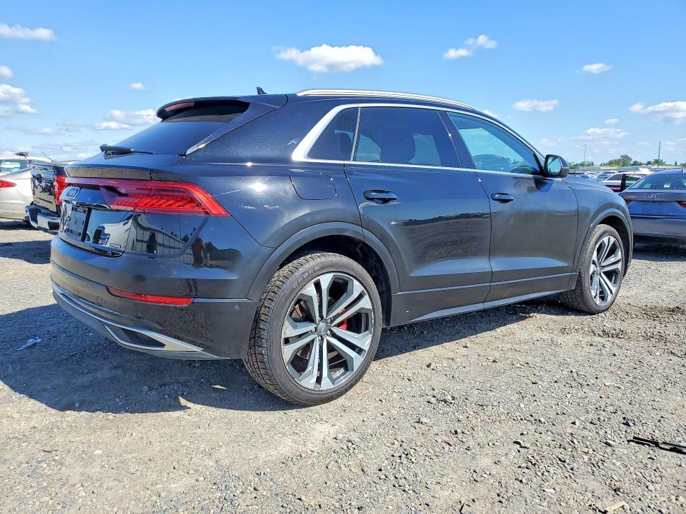 2019 Audi Q8 Premium Plus