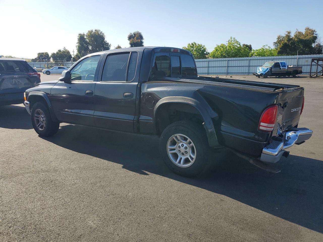 2004 Dodge Dakota Quad SLT
