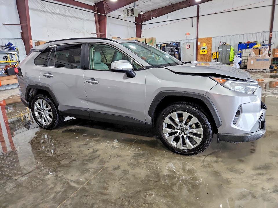 2019 Toyota Rav4 xle Premium