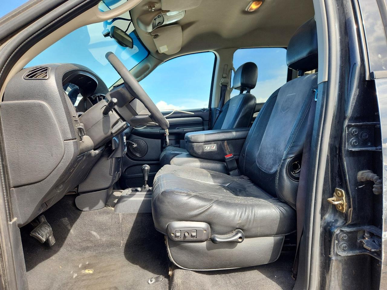 2004 Dodge RAM 1500 ST