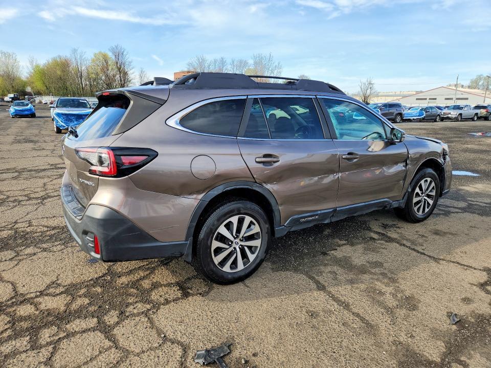 2021 Subaru Outback Premium