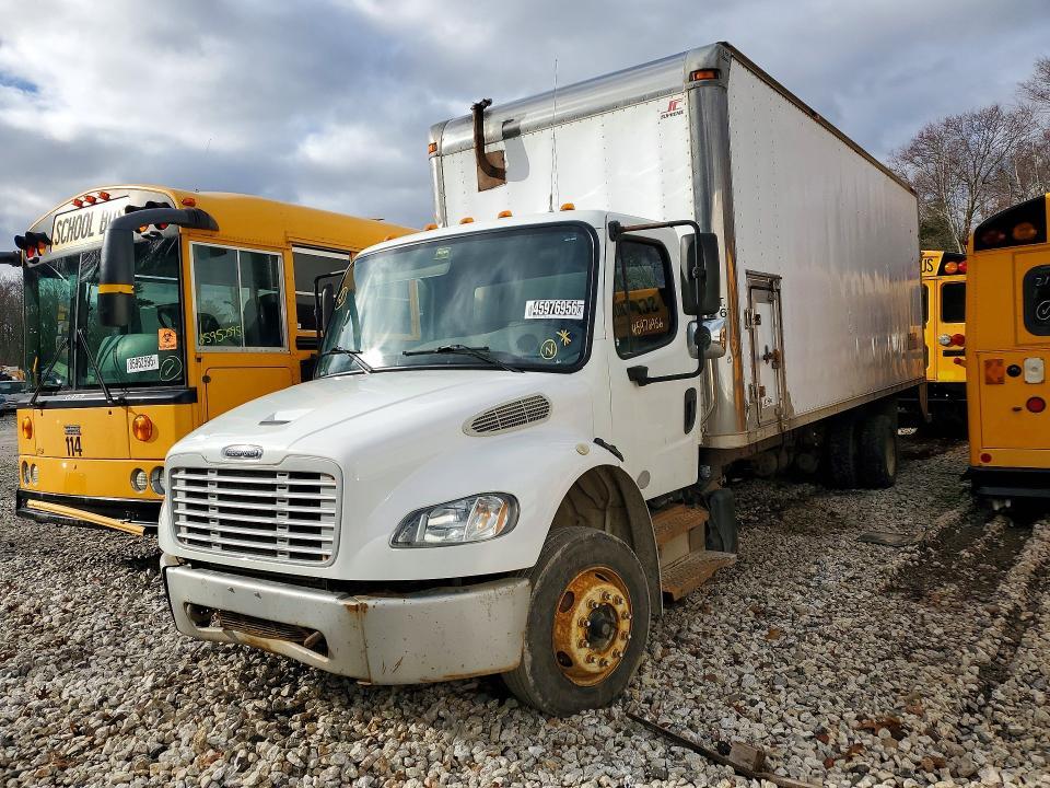 2013 Freightliner Business Class M2 BOX Truck
