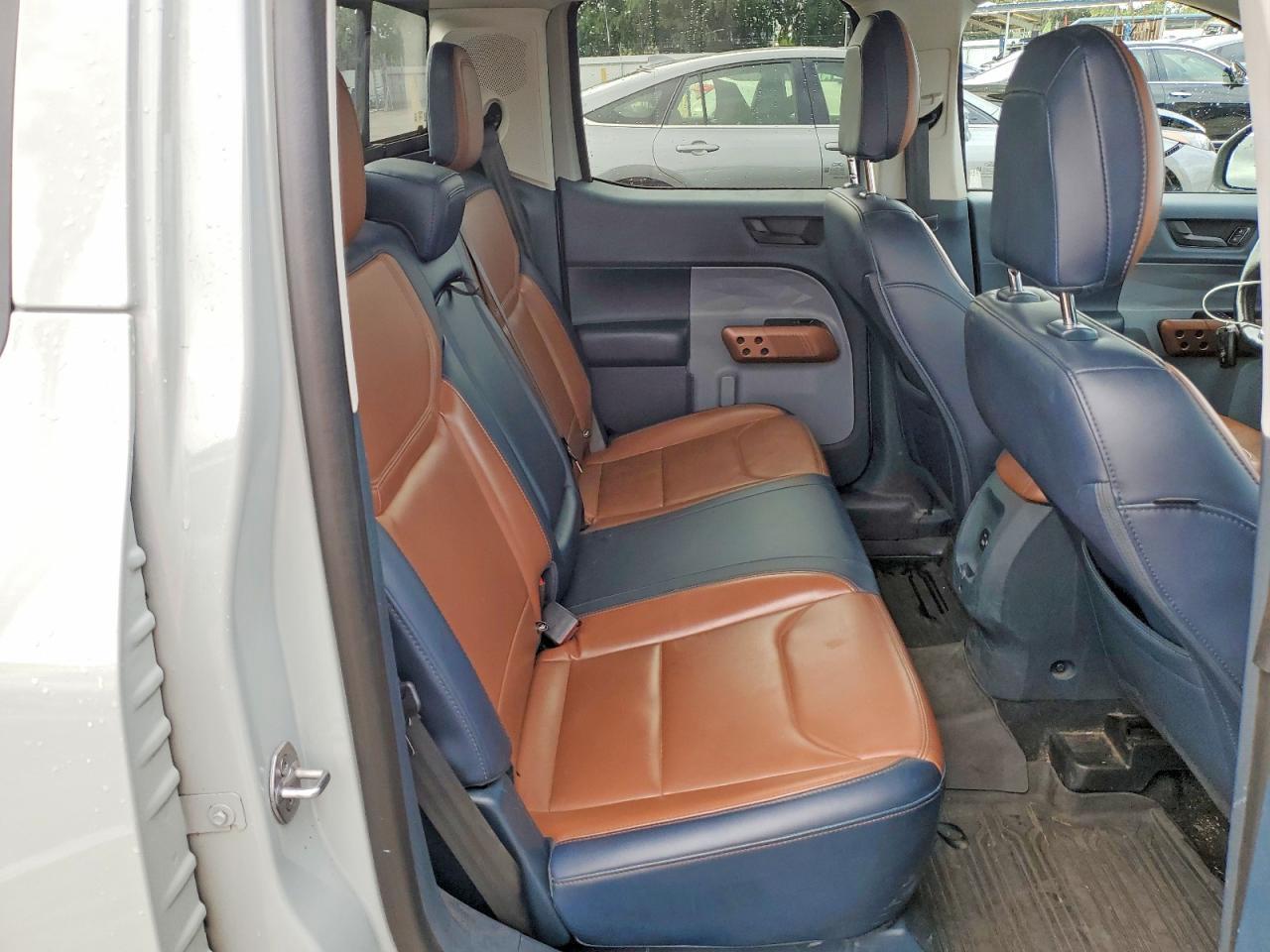 2022 Ford Maverick XL