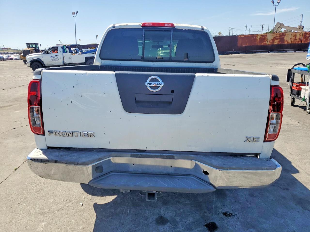 2016 Nissan Frontier SV