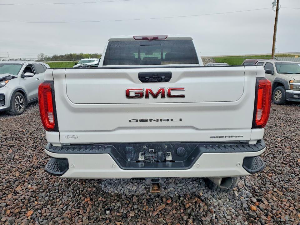 2020 GMC Sierra K2500 Denali