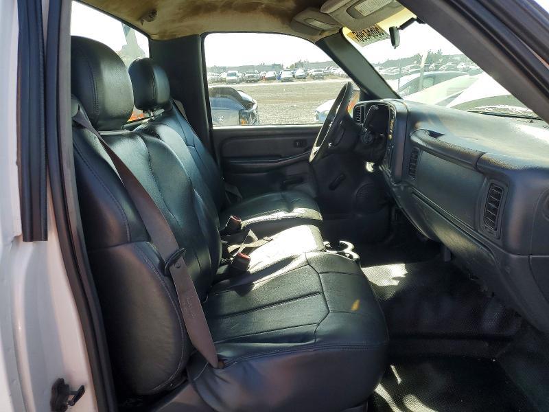 2001 GMC New Sierra C2500