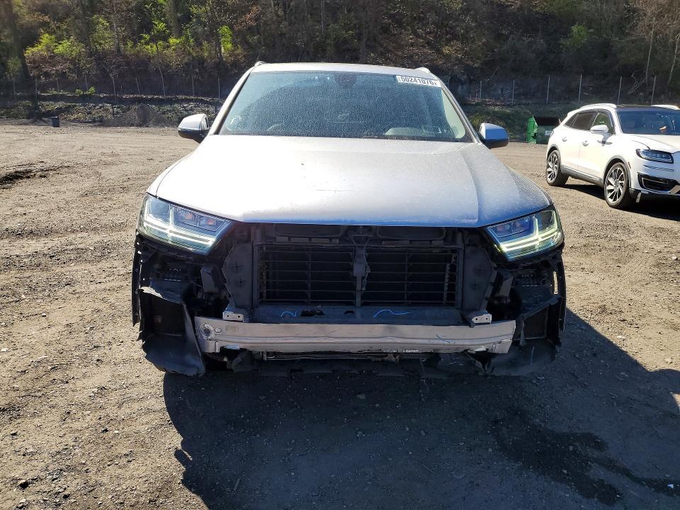 2019 Audi Q7 Premium Plus