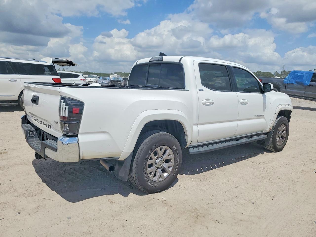 2017 Toyota Tacoma SR5 V6