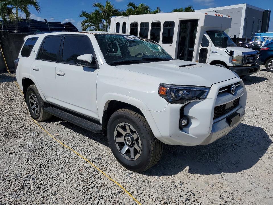 2024 Toyota 4Runner TRD Off-ROAD