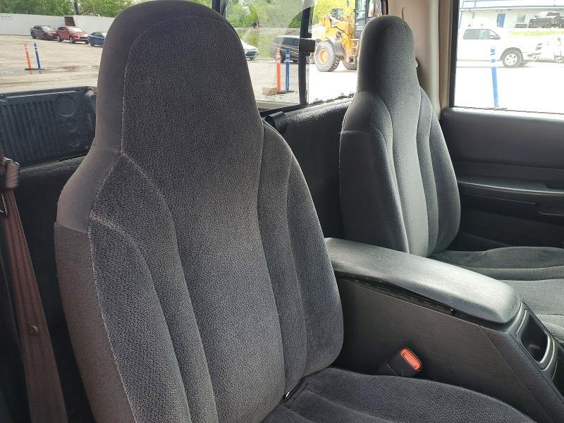 2004 Dodge Dakota SXT