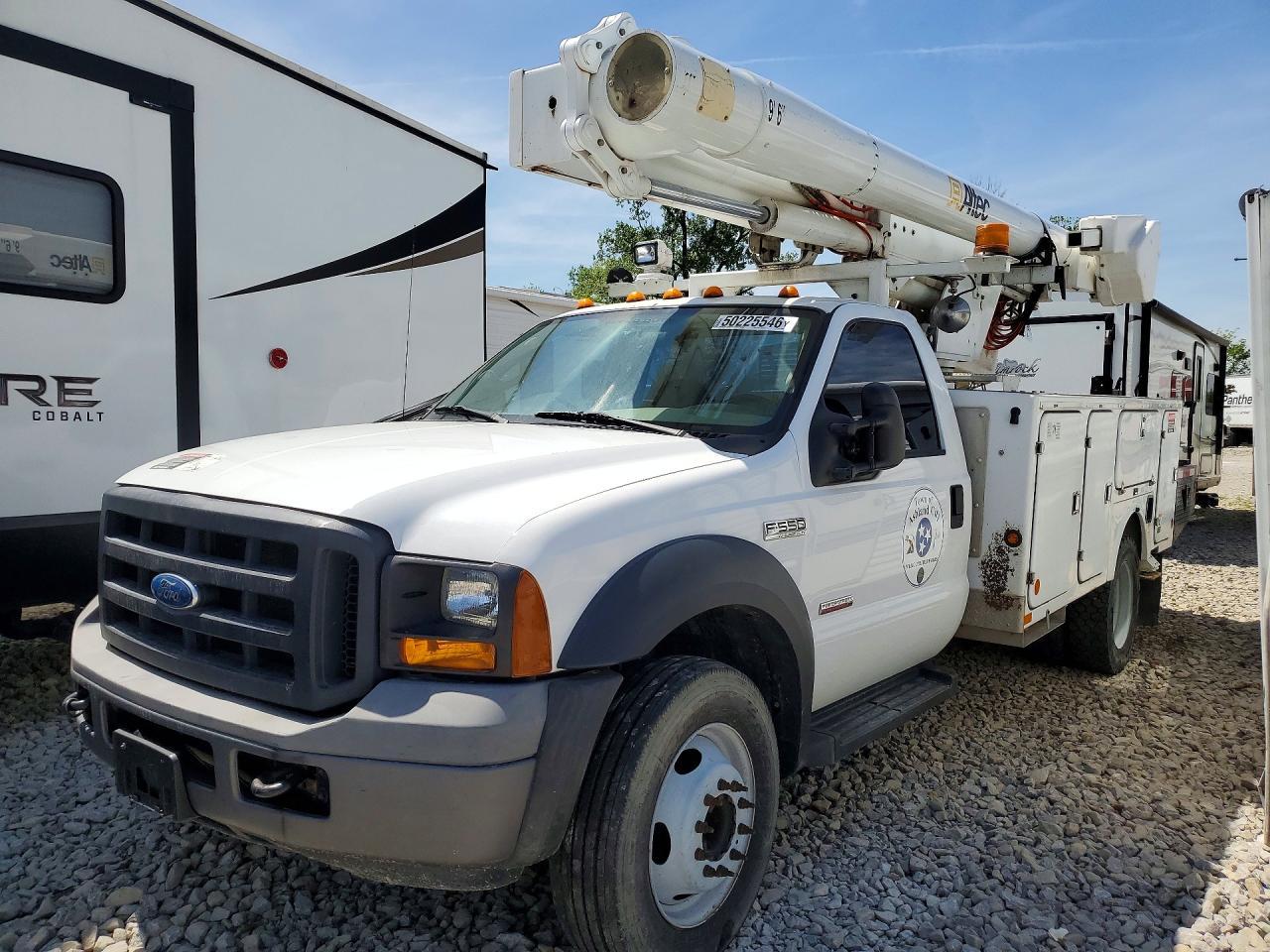 2006 Ford F550 Super