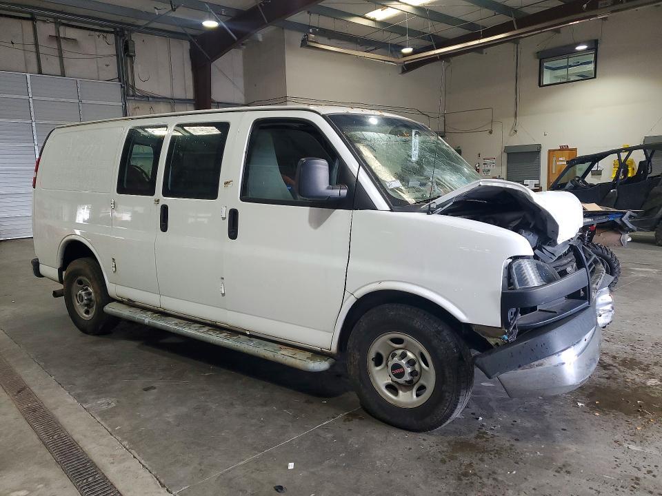 2016 Chev 3500