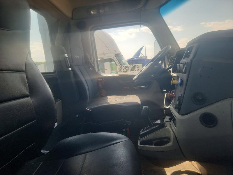 2018 Peterbilt 579 Semi Truck
