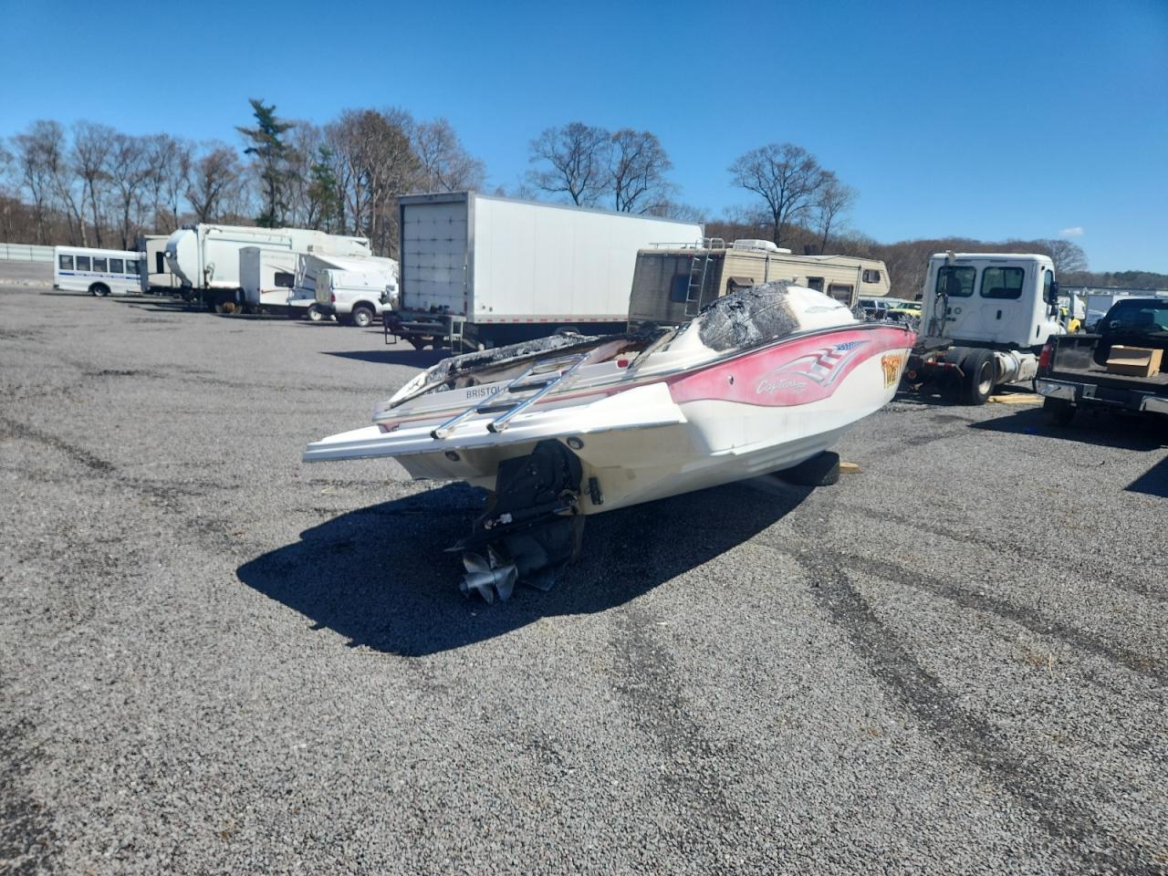 2004 Rinker Boat-Boat