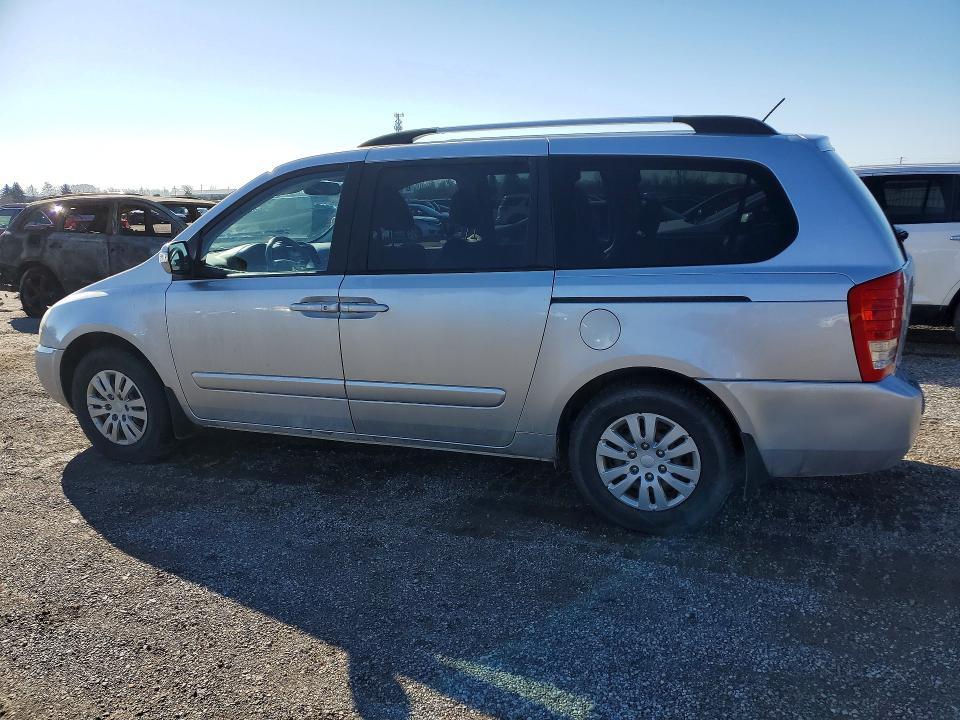 2012 KIA Sedona lx