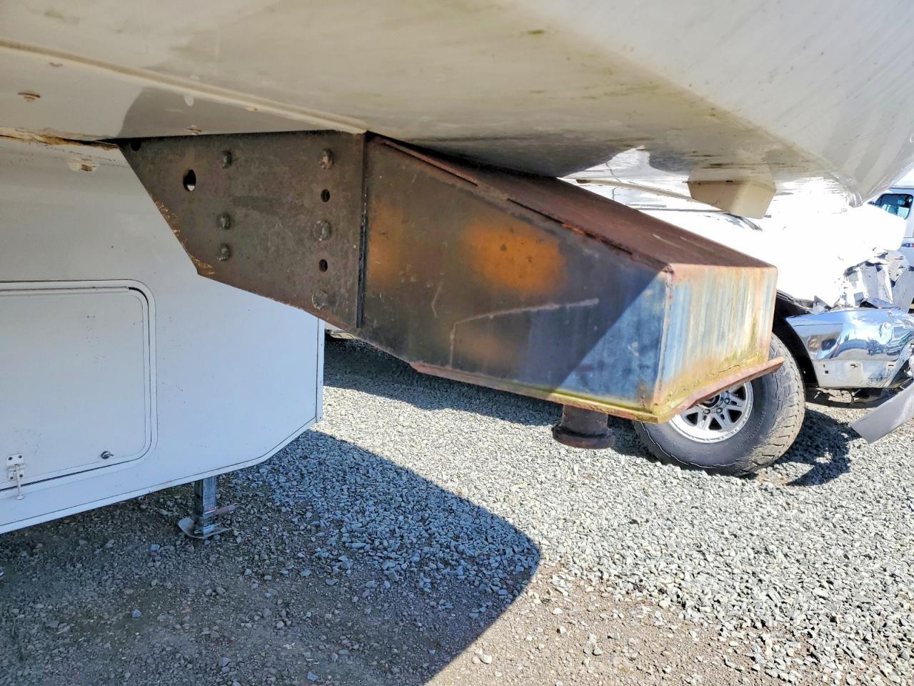 2005 KZ 2005 KZ-RV Camper