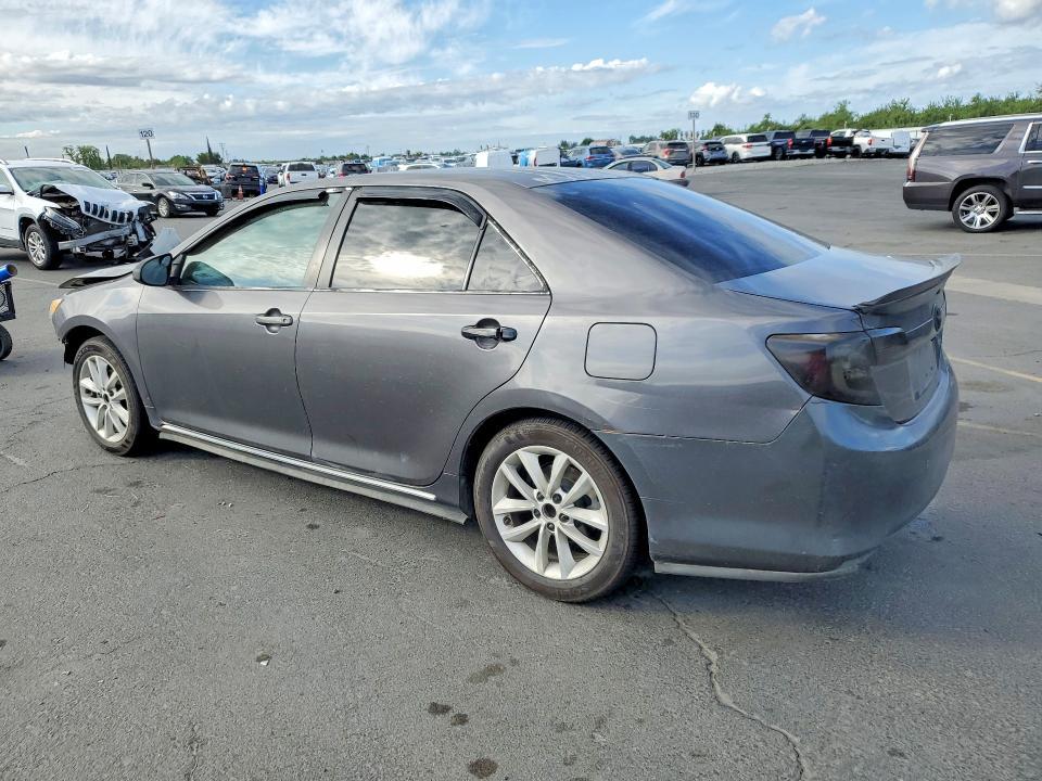 2013 Toyota Camry le