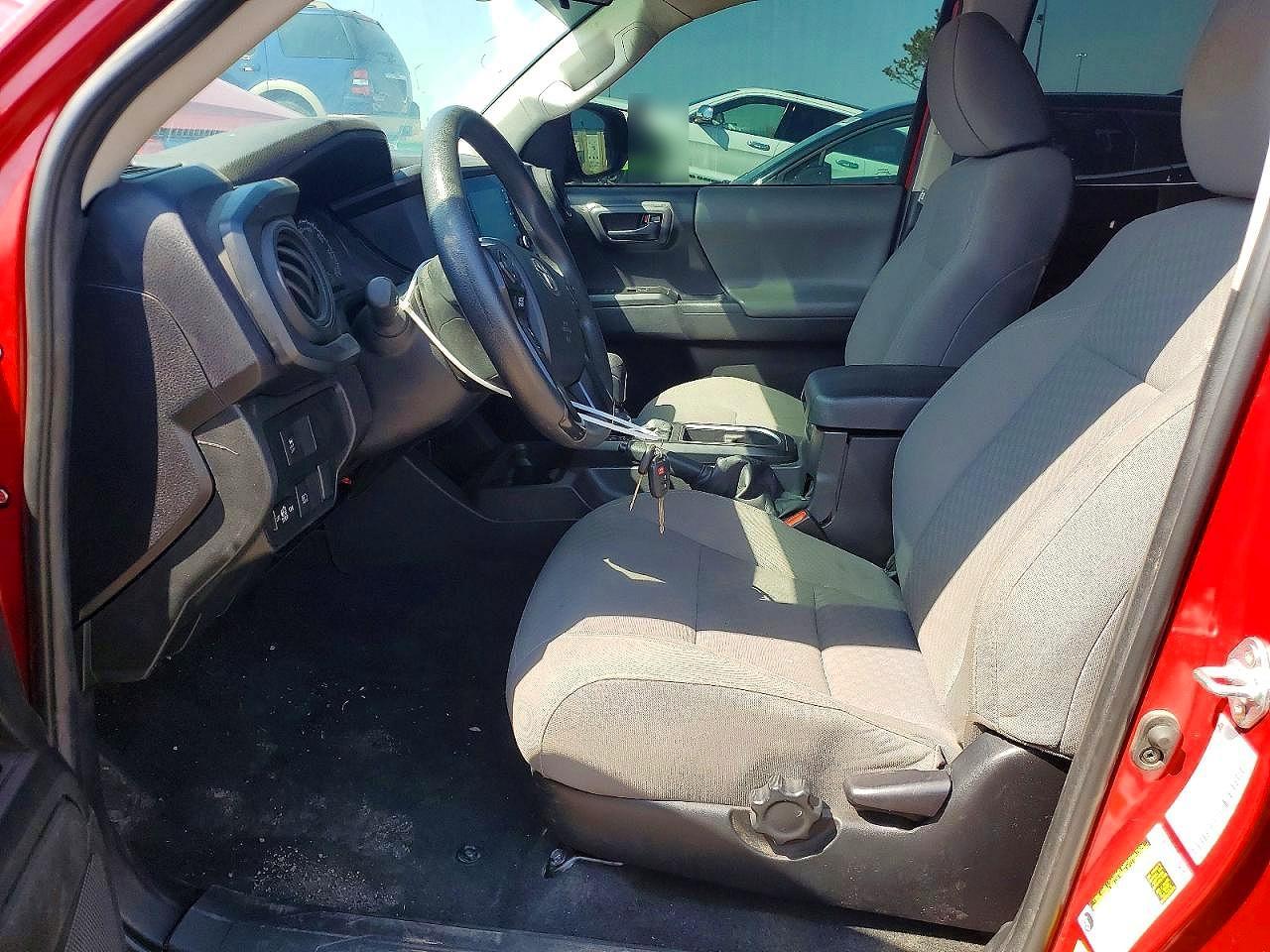 2022 Toyota Tacoma SR V6