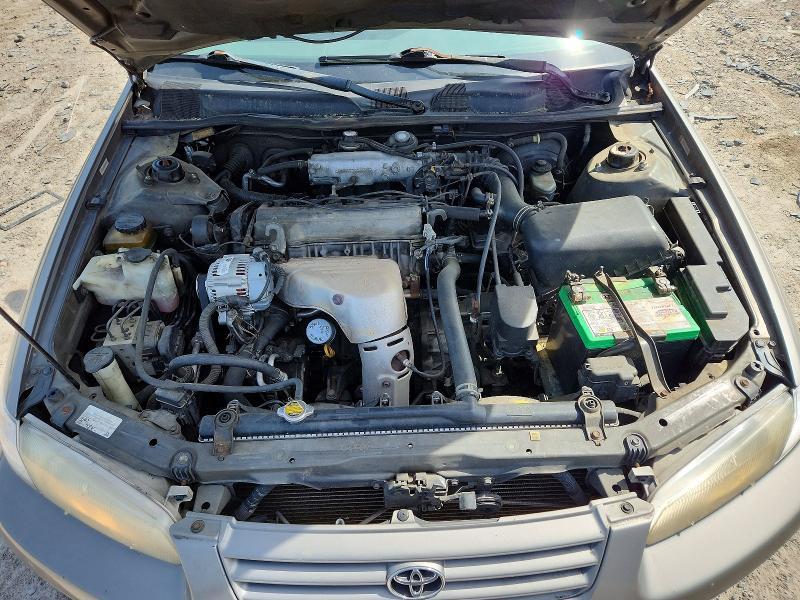 1999 Toyota Camry le