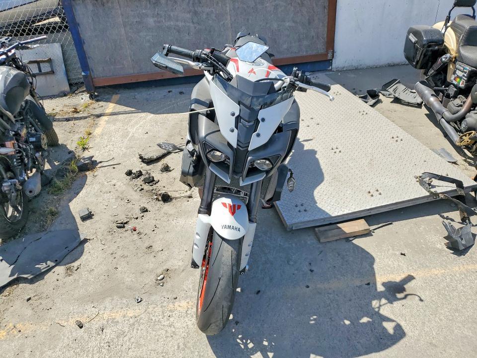 2019 Yamaha MTN1000 C