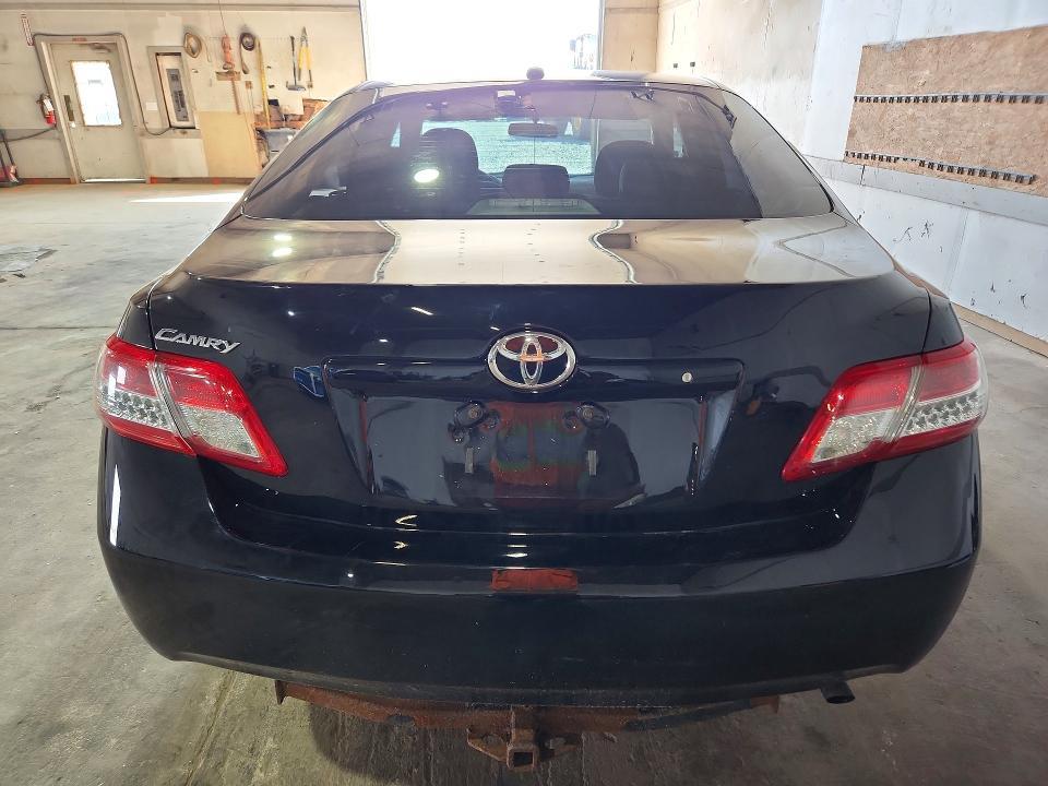 2011 Toyota Camray