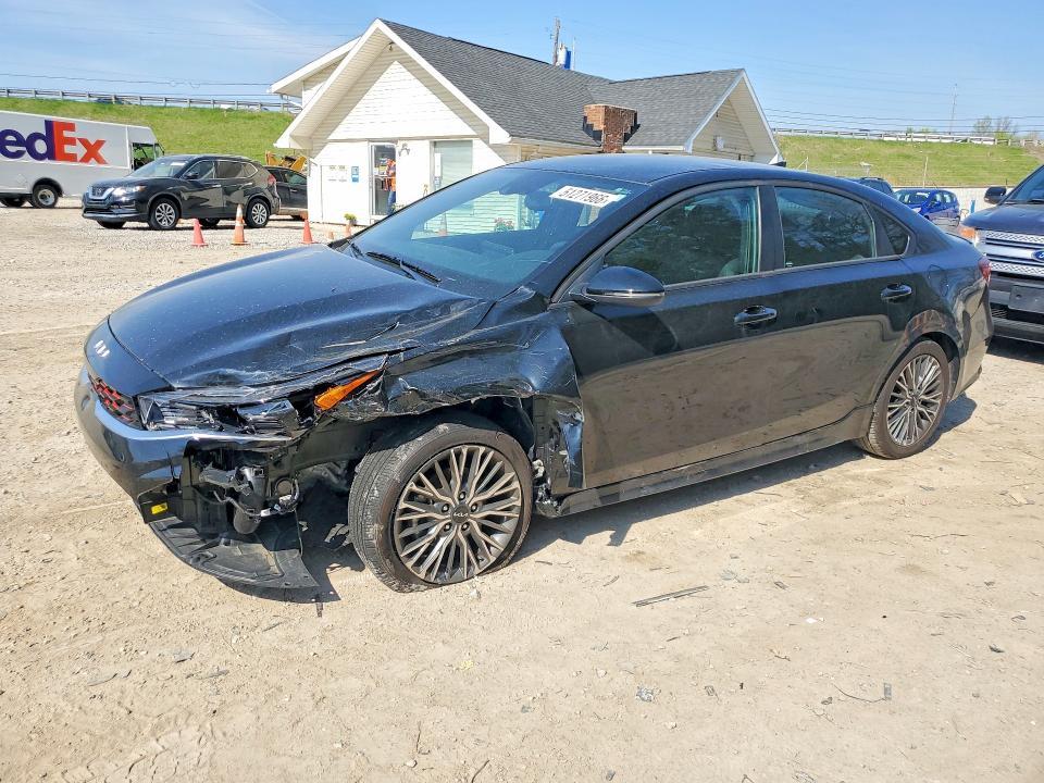 2024 KIA Forte gt Line