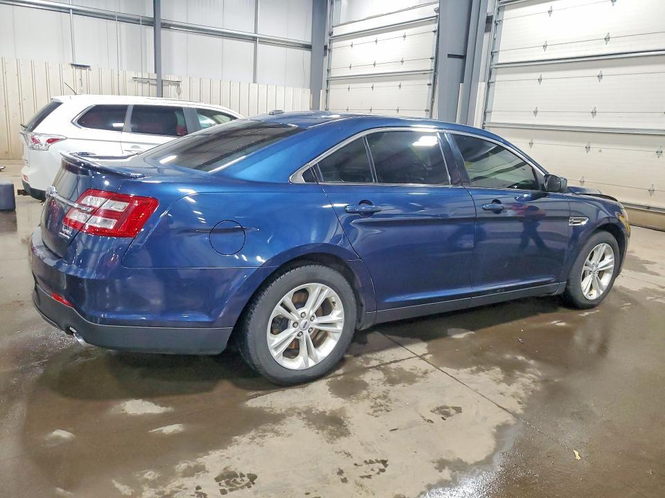 2017 Ford Taurus sel