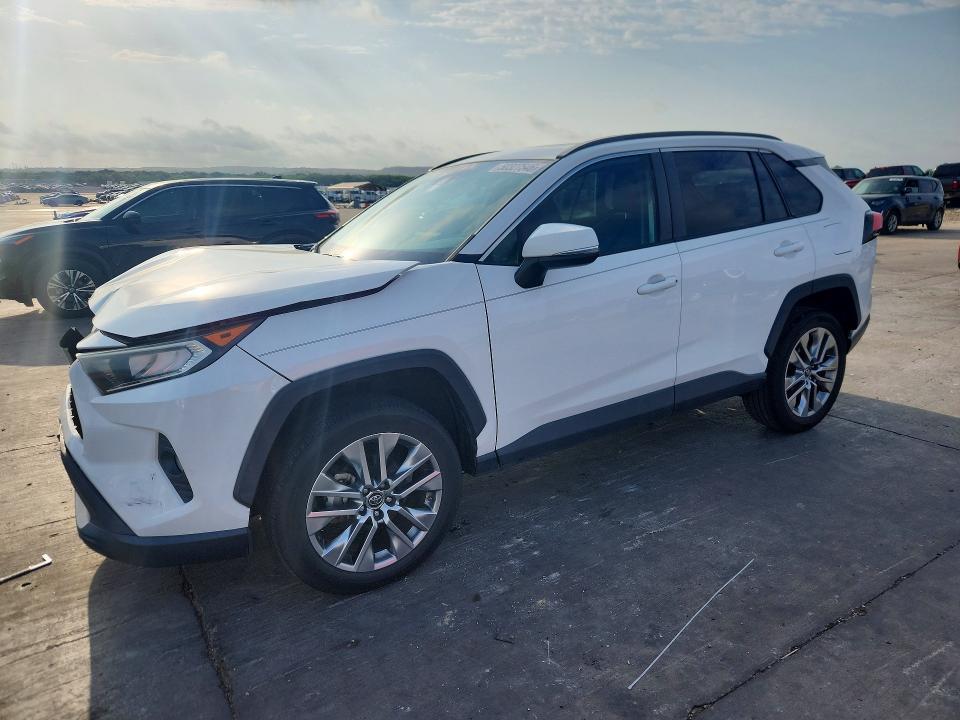 2019 Toyota Rav4 xle Premium