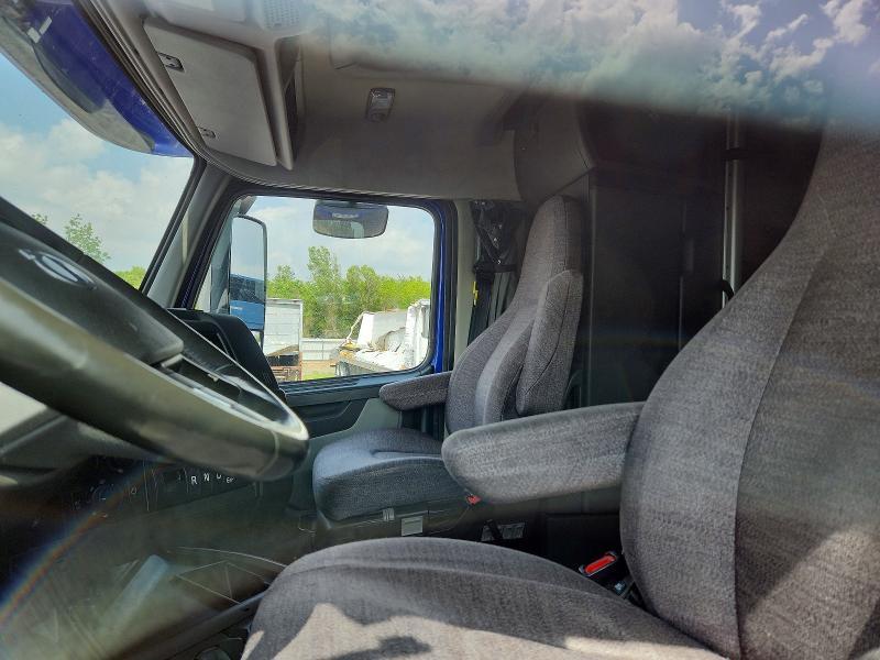 2019 Volvo VNL Semi Truck