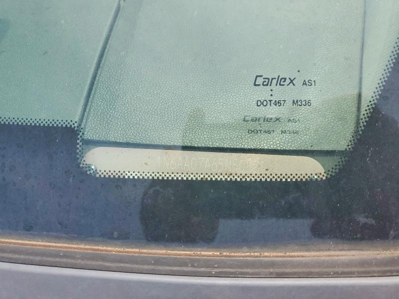 2005 Nissan Titan XE