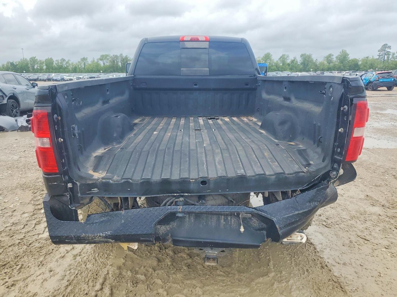 2015 GMC Sierra K3500 Denali