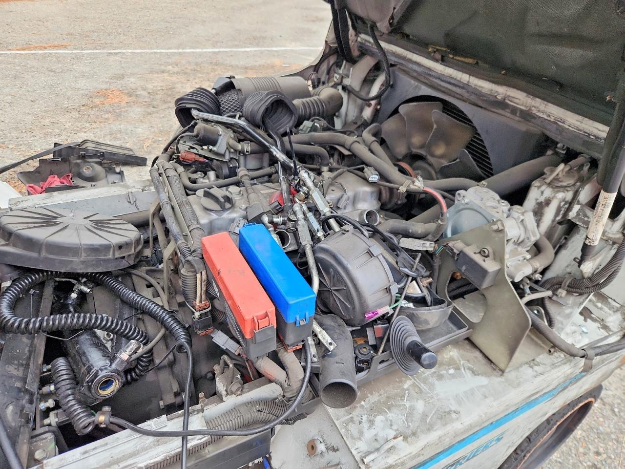 2016 Unicariers 2016 Unicarriers Forklift