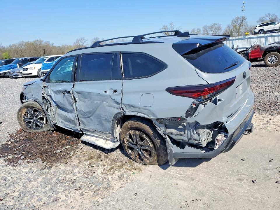 2025 Toyota Highlander Hybrid xle Nightshade