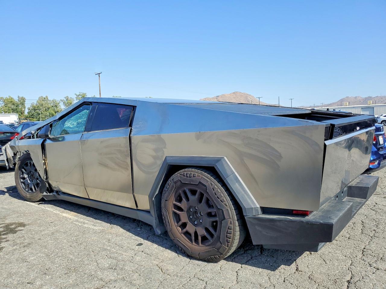 2024 Tesla Cybertruck