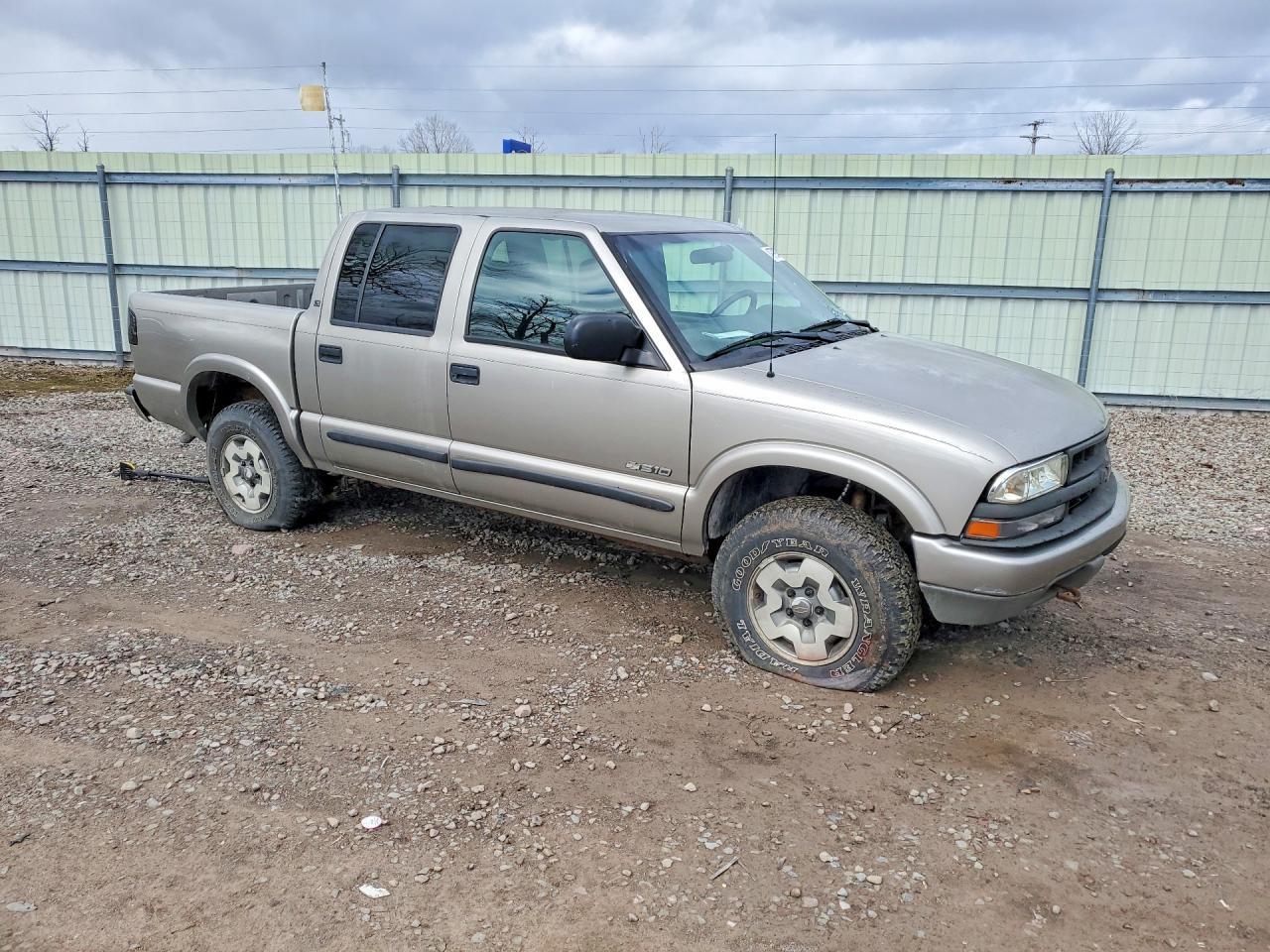 2003 Chevrolet S Truck S10