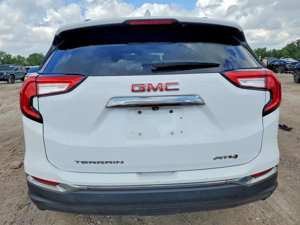 2022 GMC Terrain AT4