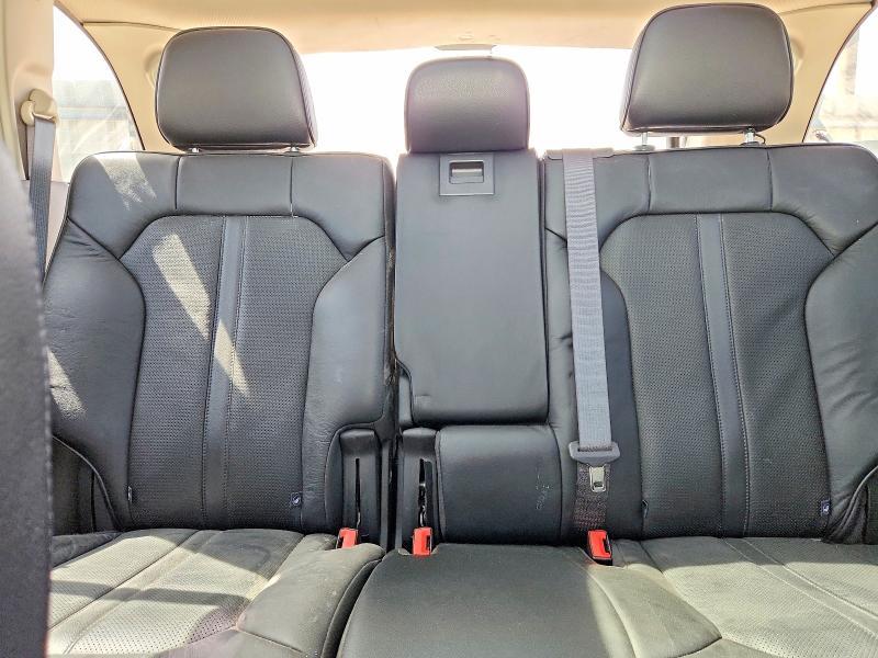 2013 Lincoln Townhouse MKX