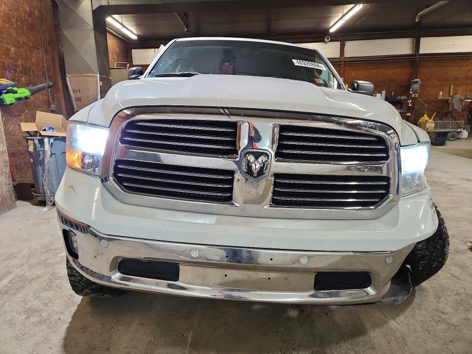 2017 Dodge RAM 1500 SLT