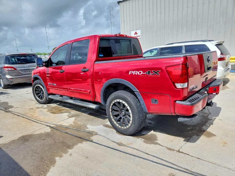 2012 Nissan Titan SV
